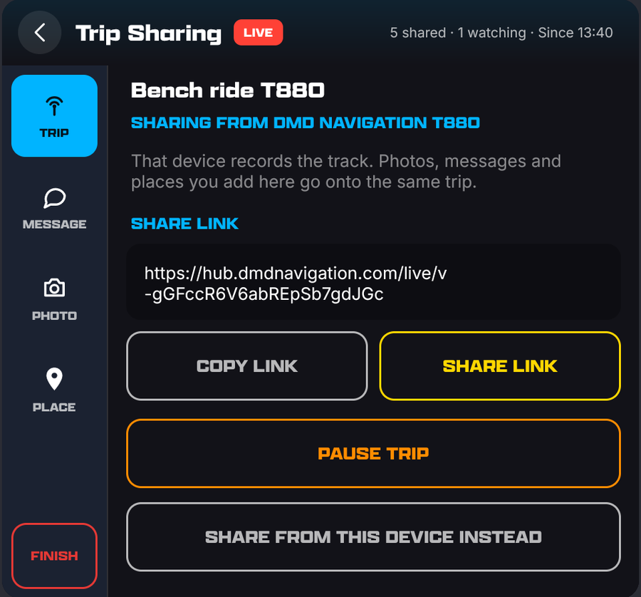 The companion view on a second unit: Bench ride, Sharing from DMD Navigation T880, the link, Copy Link, Share Link, Pause Trip, Share from this device instead